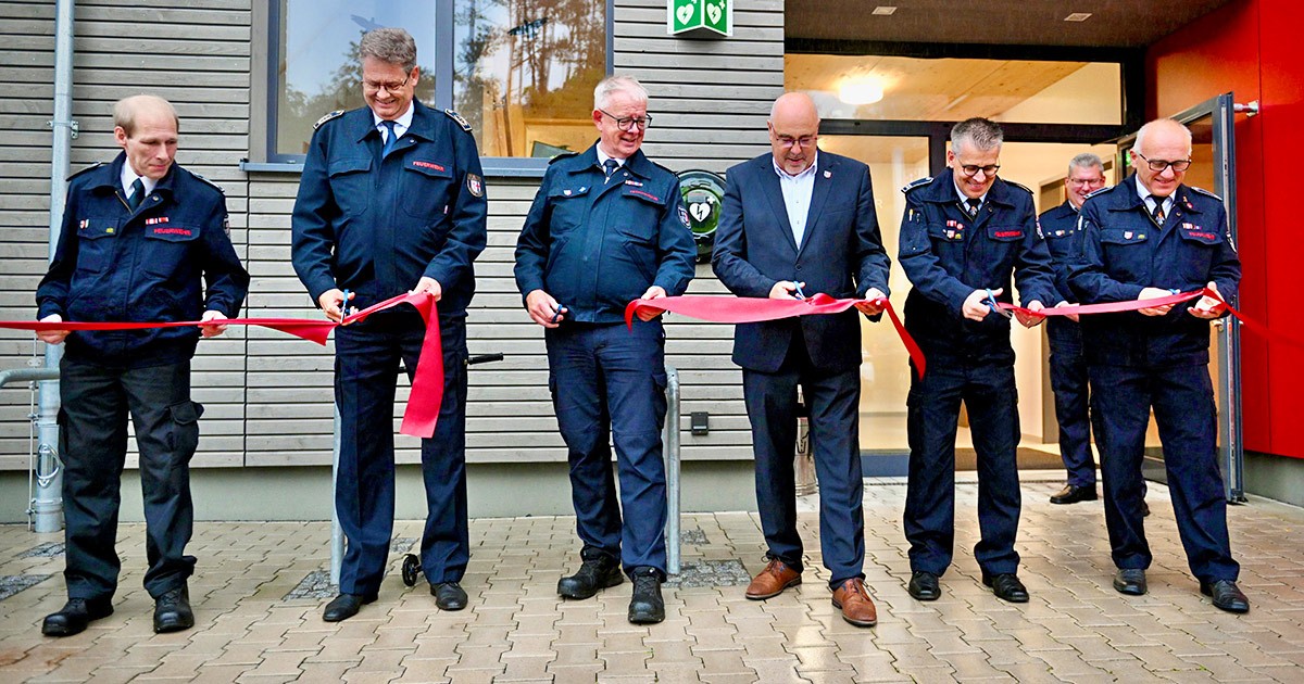 Warstein neues Feuerwehrhaus Eroeffnung